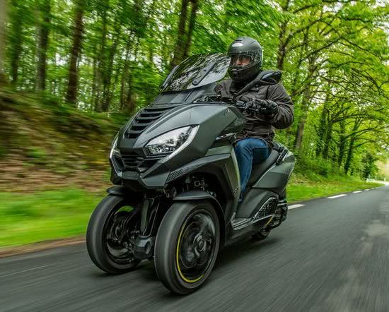 Piaggio vence Peugeot em disputa por patente do scooter MP3