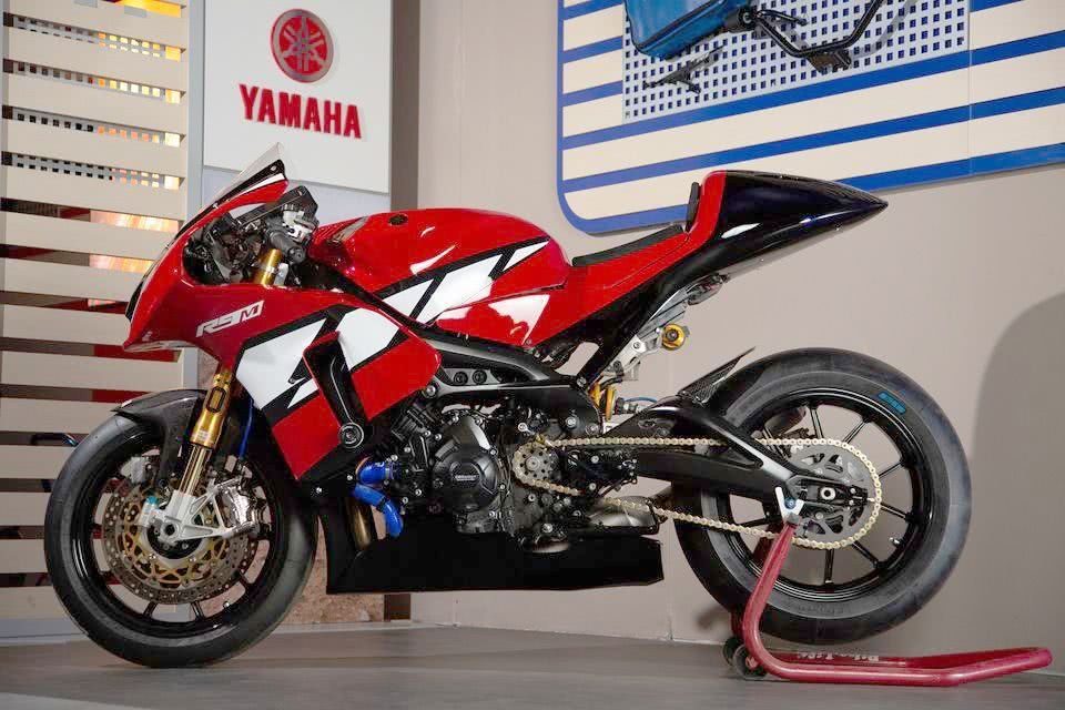 Yamaha R9 2022