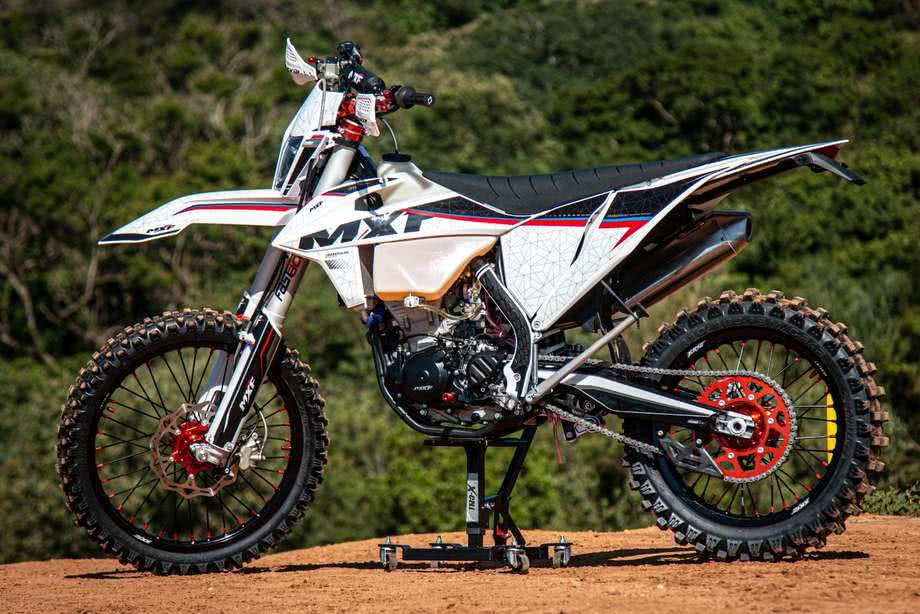 300 RXS é apresentada pela MXF como a nova opção off-road