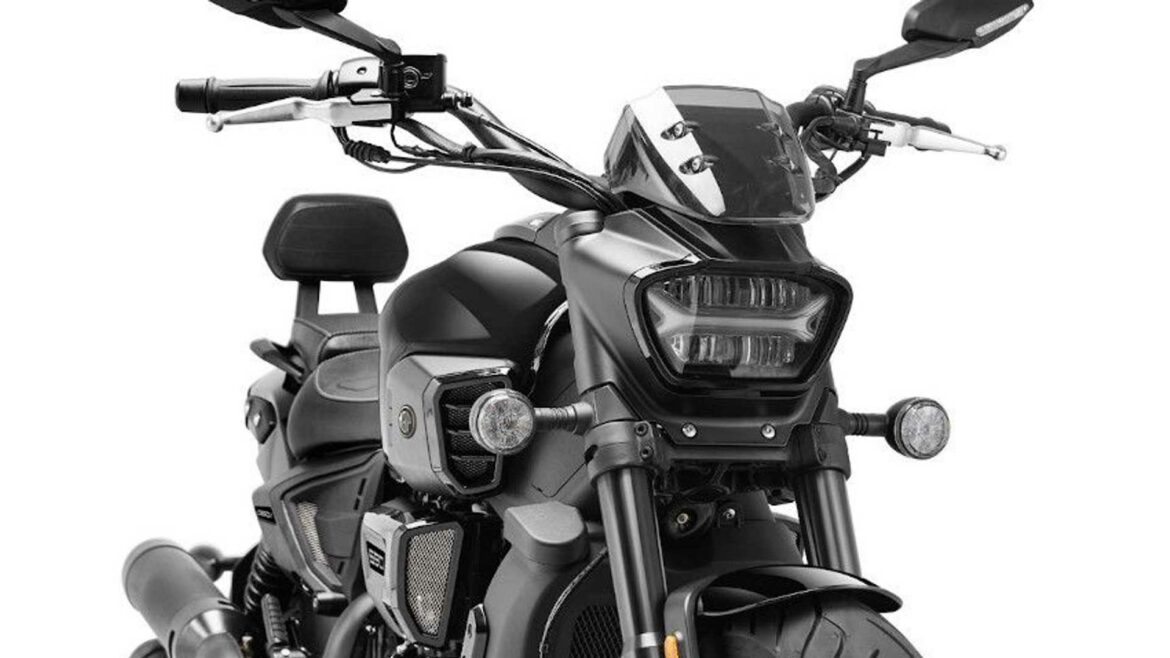 C650V: A Power Cruiser submarca premium MBP da Keeway