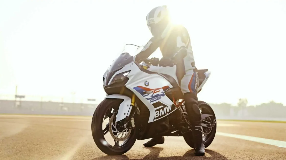 BMW Motorrad vira febre na Índia com motos de luxo