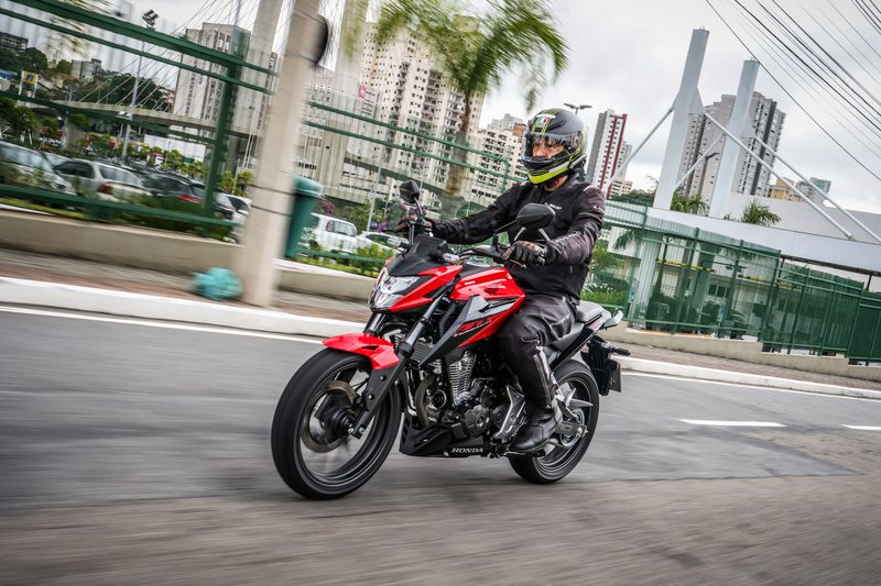 Honda CB 300F Twister: grande novidade do ano!