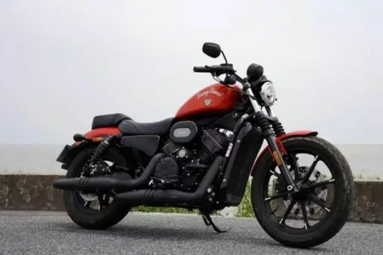 Harley-Davidson Iron 883 recebe “irmã gêmea” no mercado chinês