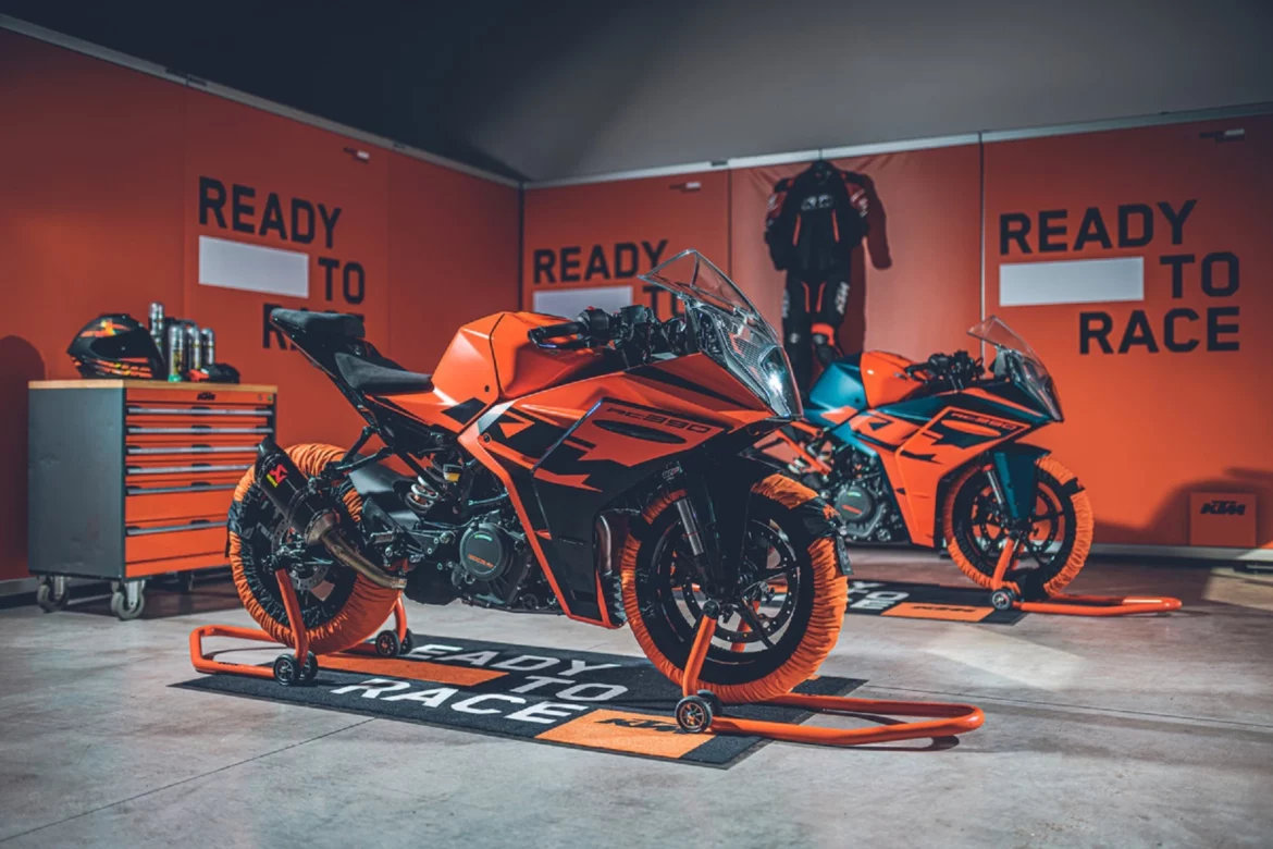 KTM RC 390: Esportiva ganha novas cores na Índia