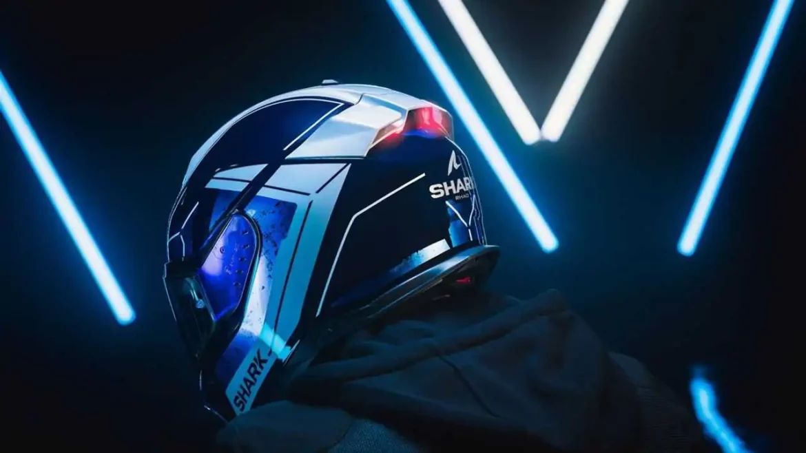 Shark Skwal i3: Novo capacete com luz de freio embutida