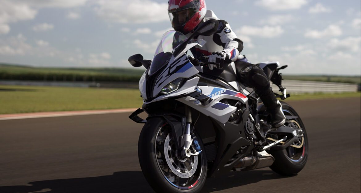 Com aerodinâmica renovada, BMW S 1000 RR terá novo preço